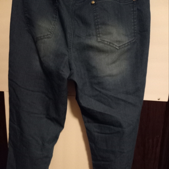 Chico's Platinum Women’s Blue Denim 2=L/12 Novelty Trendsetting Jeans Flashy - Picture 10 of 12